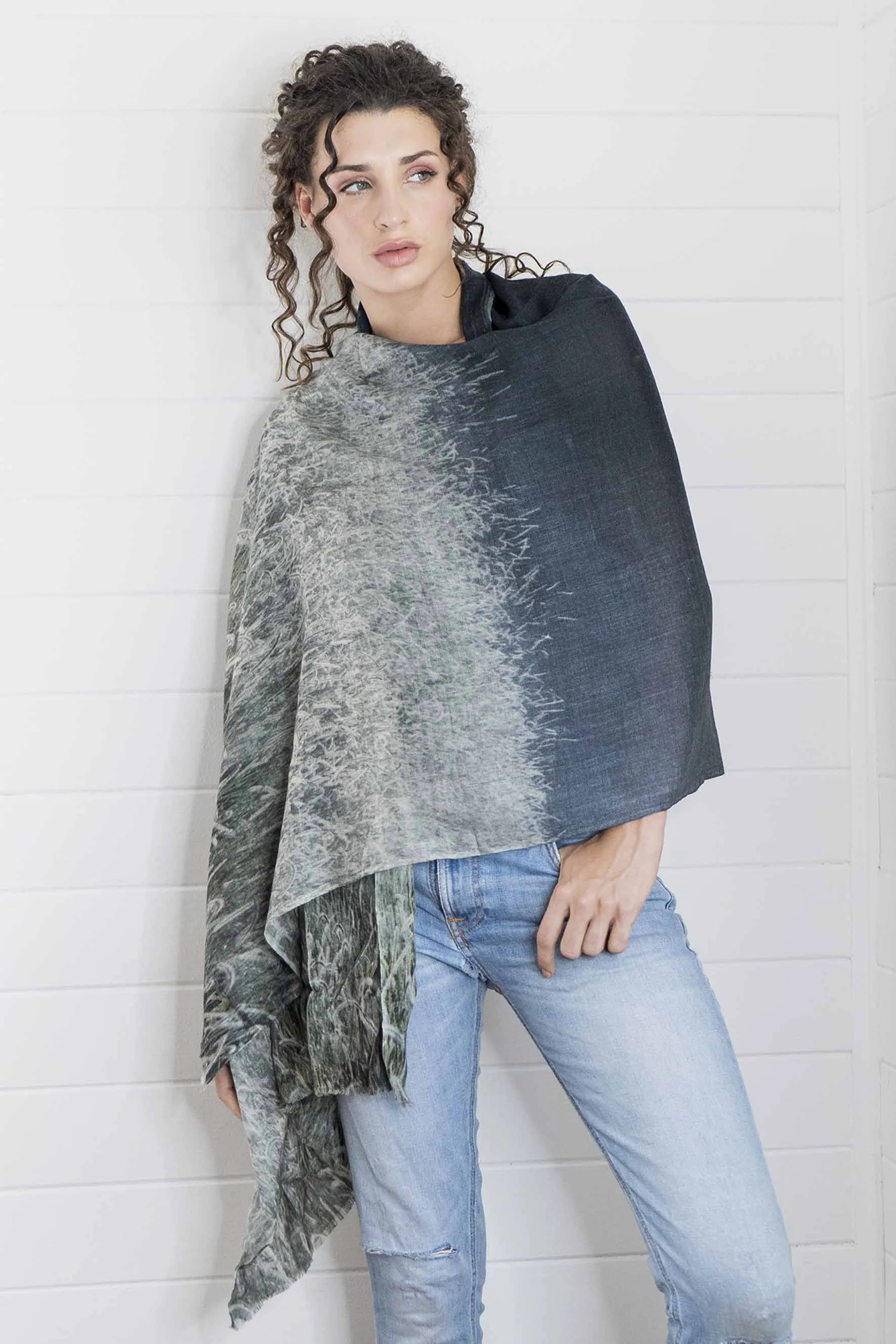 MORNING GRASSES WOOL & SILK SCARF